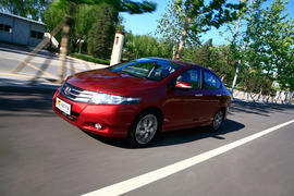 2008款本田锋范对比测试