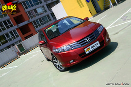 2008款本田锋范对比测试