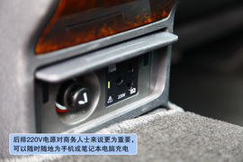 2011款上海大众全新帕萨特1.8T御尊版试驾实拍