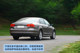 2011款上海大众全新帕萨特1.8T御尊版试驾实拍