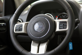 2011款Jeep吉普