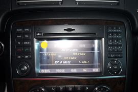 2011款奔驰R350L