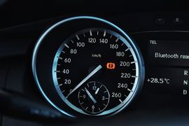 2011款奔驰R350L