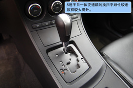 2011款长安马自达3星骋丽江试驾