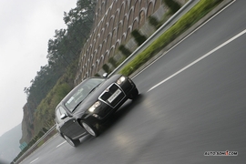 2007款荣威750动态