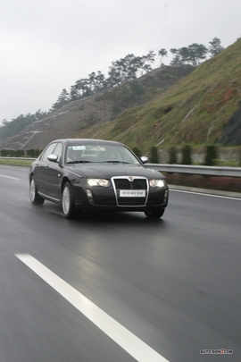 2007款荣威750动态