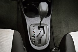 2012款丰田雅力士