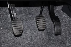 2011款风行景逸LV