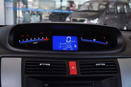 2011款风行景逸LV