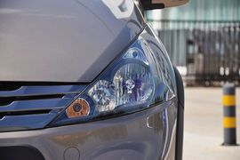 2011款风行景逸LV