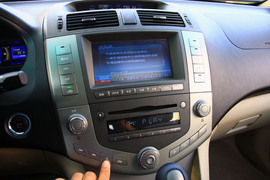 2011款比亚迪S6试驾