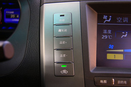2011款比亚迪S6试驾