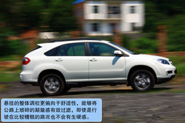 2011款比亚迪S6试驾