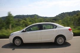 2012款腾翼C30