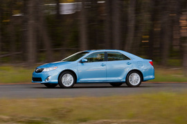 2012款丰田凯美瑞Hybrid