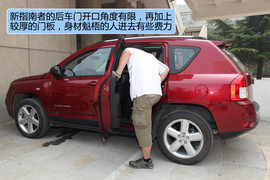 2011款Jeep新指南者2.4L