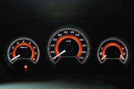 2011款东南新V3菱悦风采版