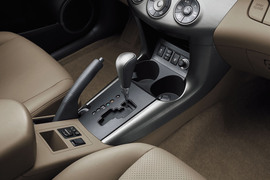 2012款一汽丰田RAV4