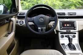 2012款一汽大众全新迈腾2.0TSI深度测试