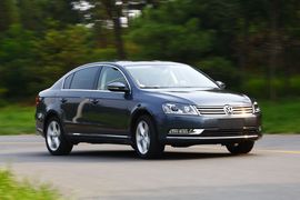 2012款一汽大众全新迈腾2.0TSI深度测试