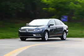 2012款一汽大众全新迈腾2.0TSI深度测试