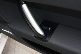 2011款奥迪TTS