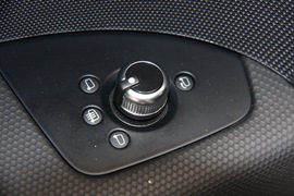 2011款奥迪TTS