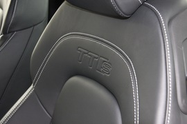 2011款奥迪TTS