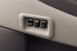 2011款东风日产楼兰