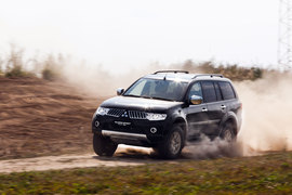 2012款三菱帕杰罗-劲畅实拍