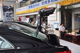 2011款广汽丰田凯美瑞200G经典版到店实拍