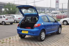 2012款东风雪铁龙C2