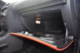 2012款东风雪铁龙C2