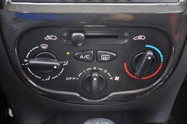 2012款东风雪铁龙C2