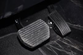 2011款东风雪铁龙C5
