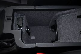 2011款东风雪铁龙C5