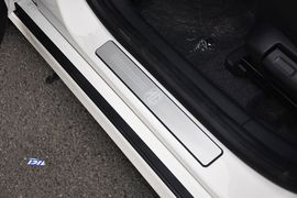2012款MG6