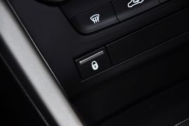 2012款MG6