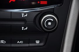2012款MG6
