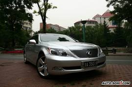 雷克萨斯LS460L外观