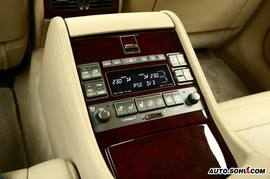 雷克萨斯LS460L内饰