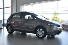 2011款大众CrossGolf