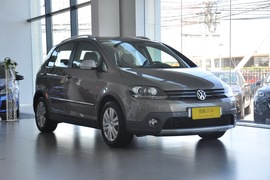 2011款大众CrossGolf