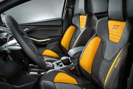 2013款福特福克斯ST