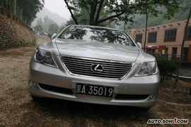 雷克萨斯LS460L尊贵型