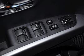 2011款三菱欧蓝德劲界