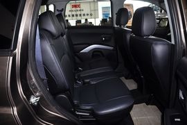 2011款三菱欧蓝德劲界