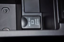 2011款三菱欧蓝德劲界