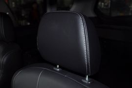 2011款三菱欧蓝德劲界