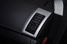 2011款三菱欧蓝德劲界